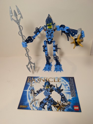 100 complete retired lego - 100%,
