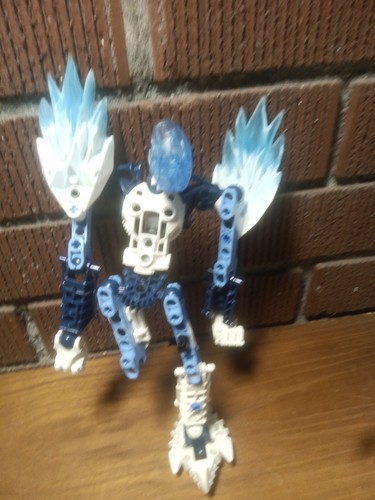 Lego bionicle glatorian 8982 - glatorian,